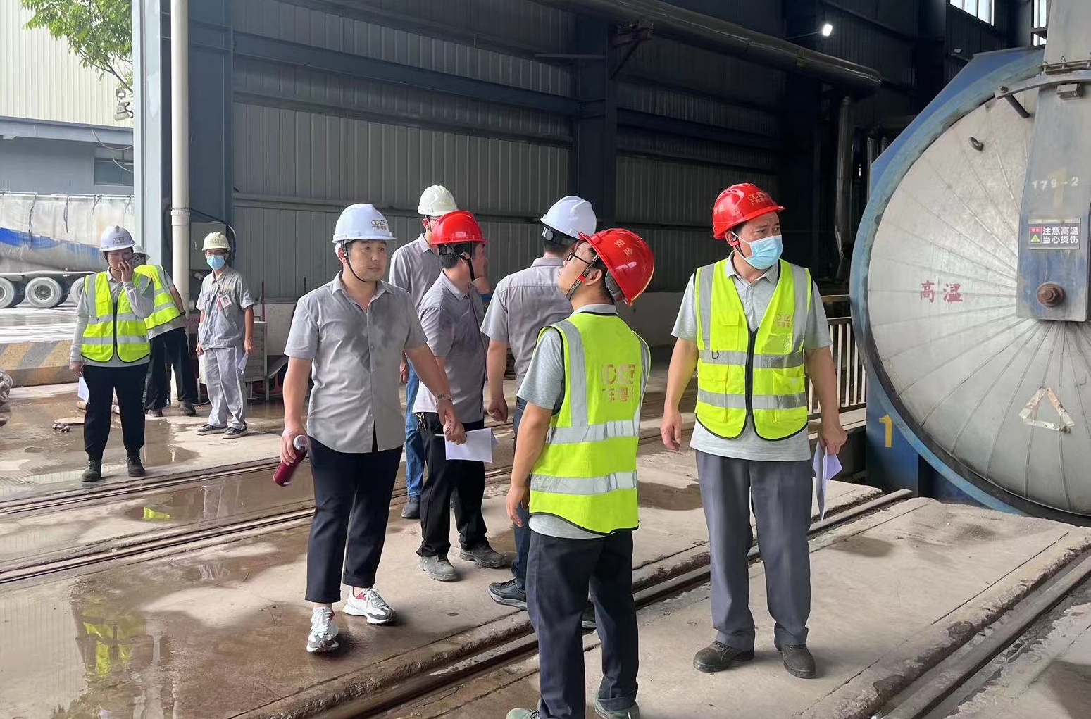 廣東粵構(gòu)扎實開展月度安全檢查，筑牢安全生產(chǎn)防線